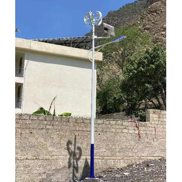 云南鄉村太陽能路燈